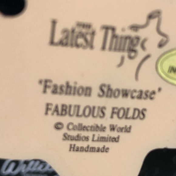The Latest Thing, Fabulous Folds 1940 - Picture 5 of 12
